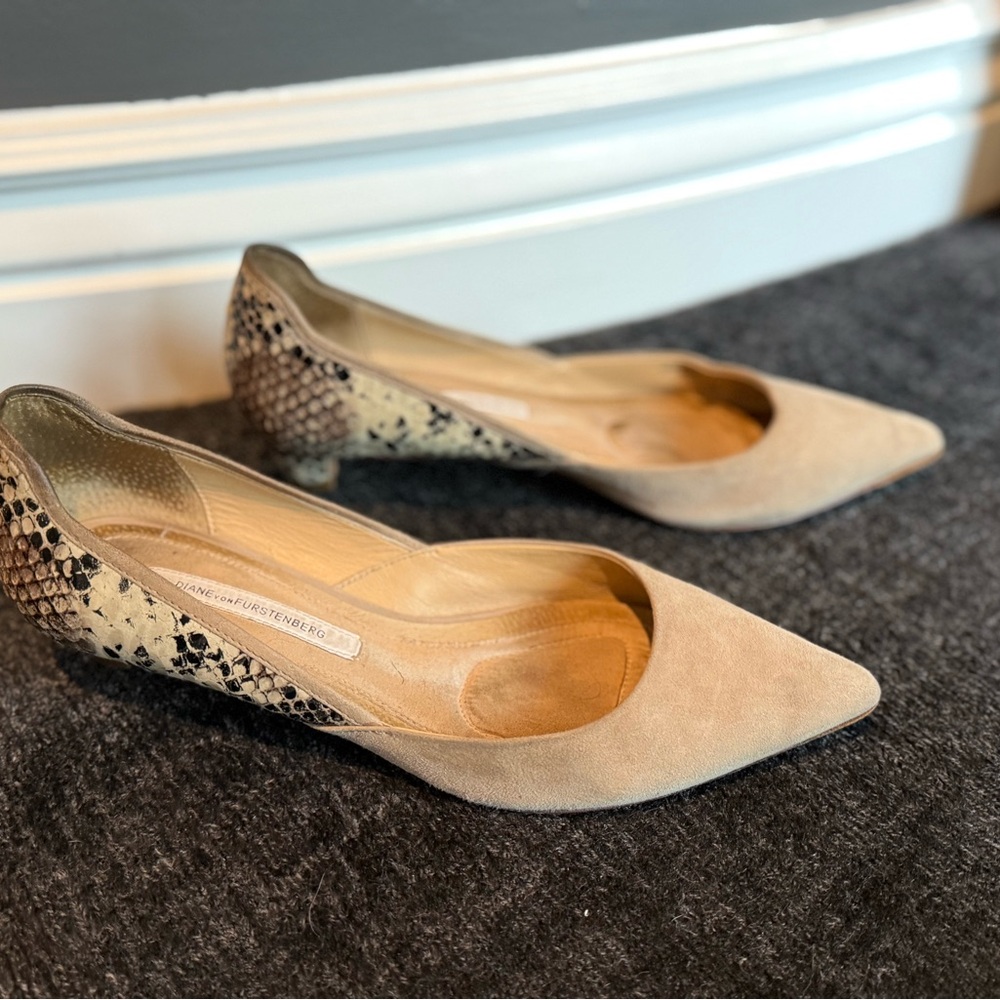 Diane Von Furstenberg Taupe and Snakeskin Heels